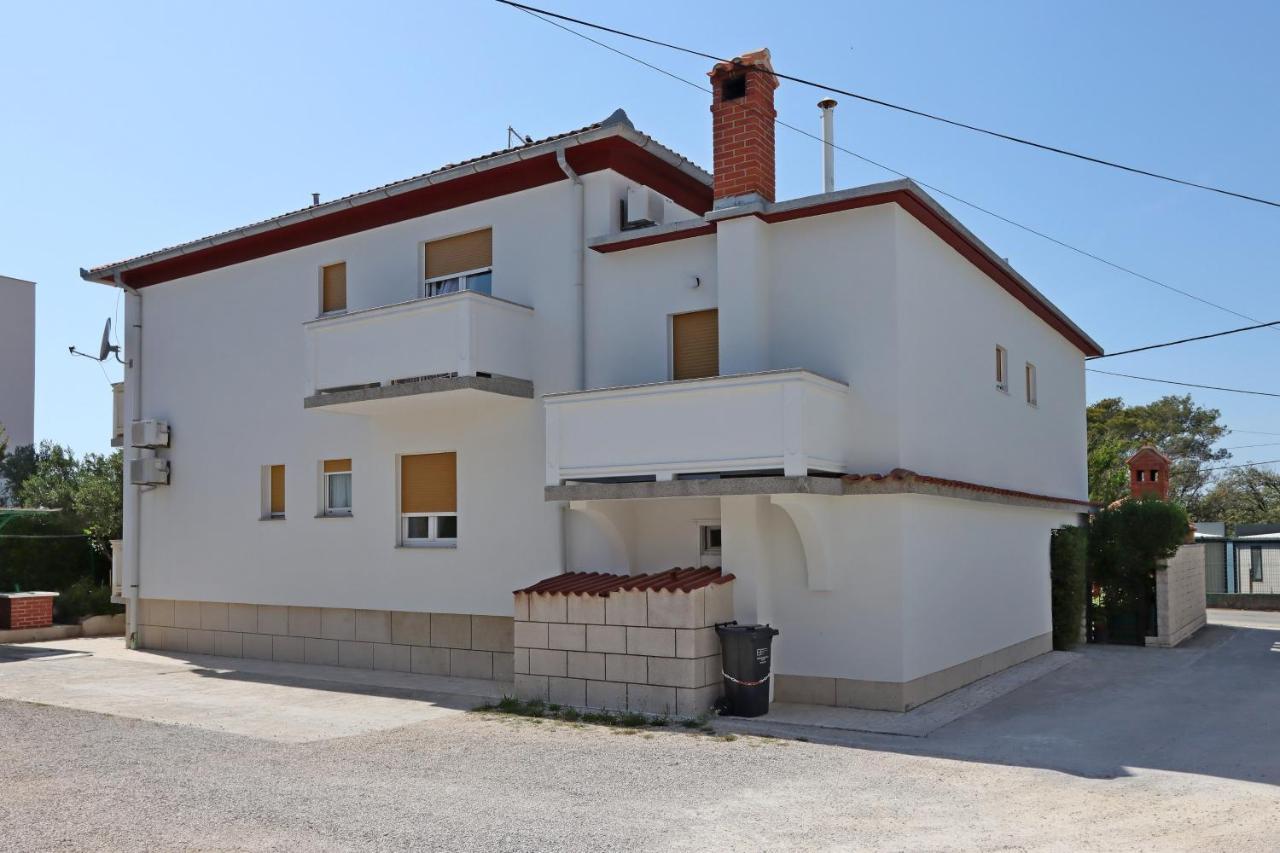 Apartments And Rooms By The Sea Banjol, Rab - 19692 Exterior foto